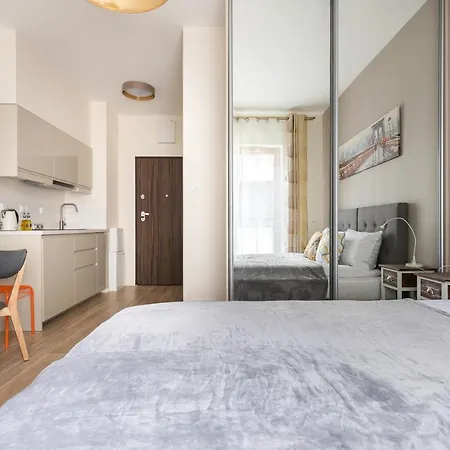 شقة Pawia 51 - Compact By Renters وارسو