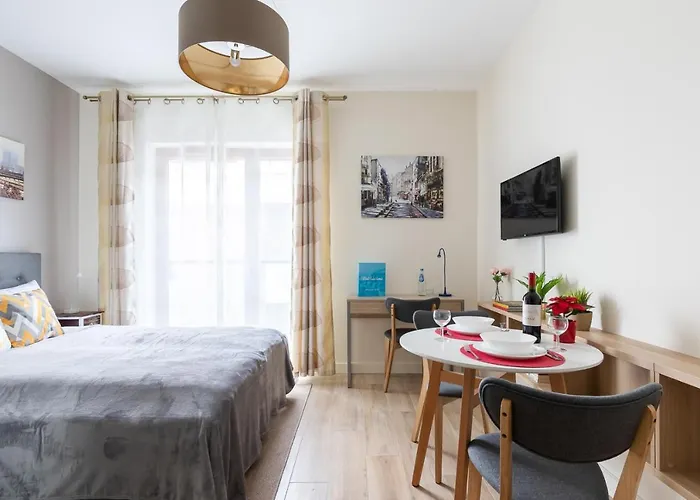 Pawia 51 - Compact By Renters * Varsó