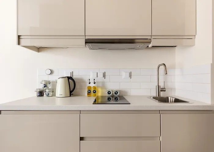 Apartman Pawia 51 - Compact By Renters Varsó